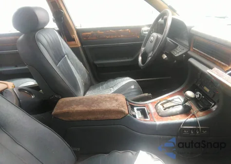 1988 Jaguar Xj6 z USA, uszkodzony, nr VIN SAJHV1648JC540850